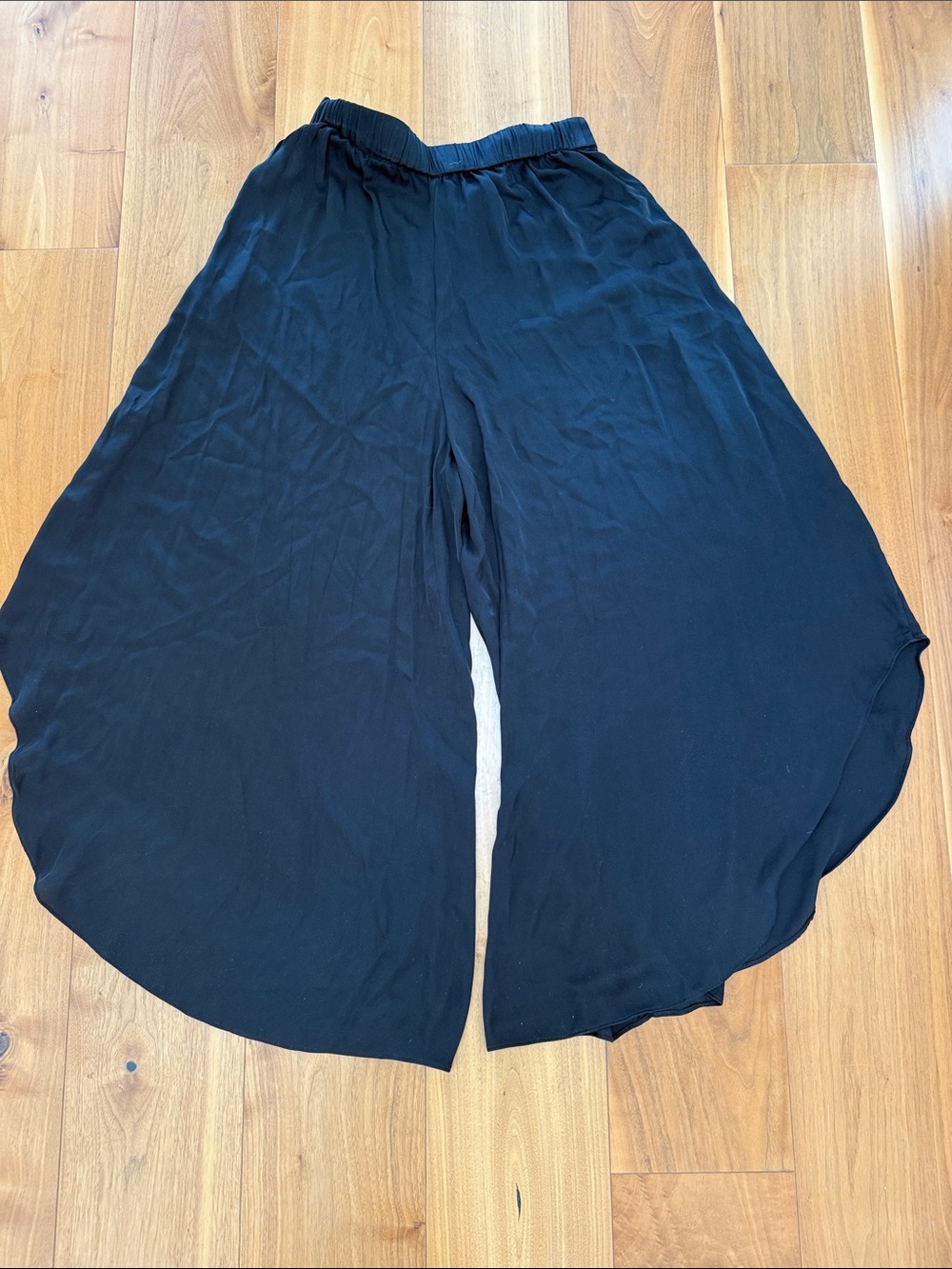 Quince Silk Blend Black Wide-Leg Flowing Palazzo Pants - Picture 4 of 8